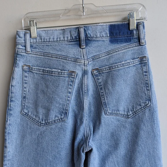 Abercrombie 90s Straight Ultra High Rise Jeans with Criss Cross Waistband - Picture 7 of 9